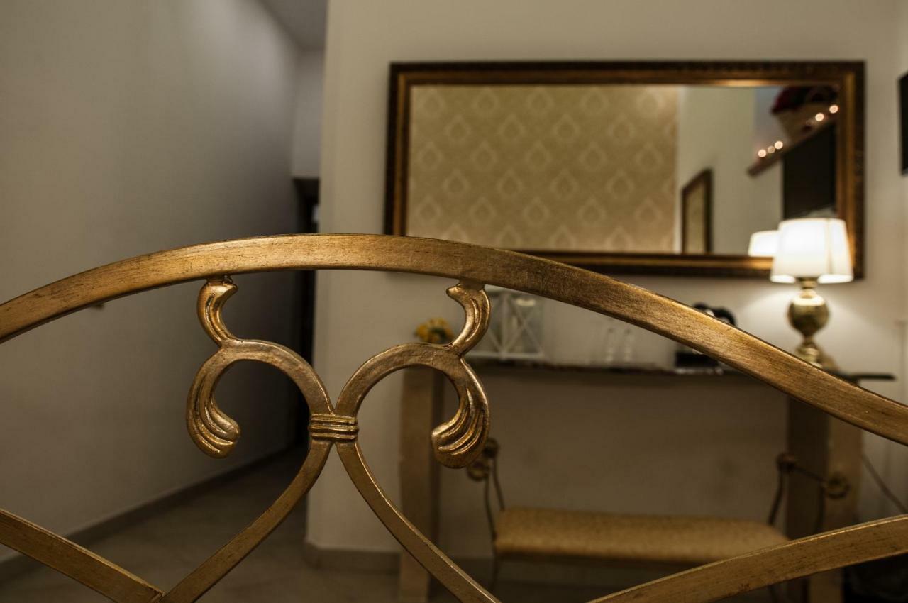 Domus Sanfelice Suite Neapol Zewnętrze zdjęcie